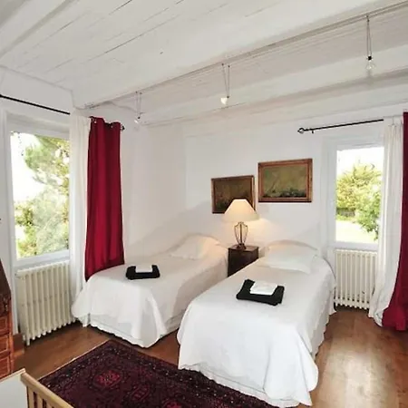 Le Manoir Danglars Vakantiehuis *